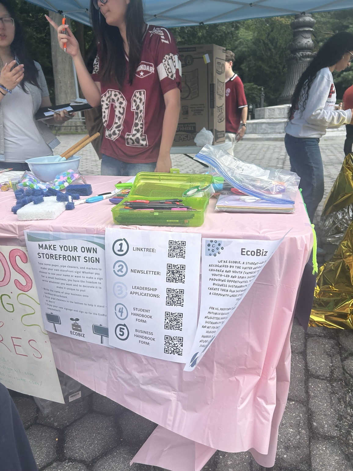 EcoBiz resources and activities at the Summer Advocacy Carnival booth